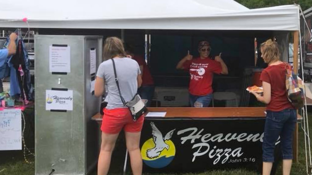 Pizza Shop Photo Gallery Findlay, OH Heavenly Pizza